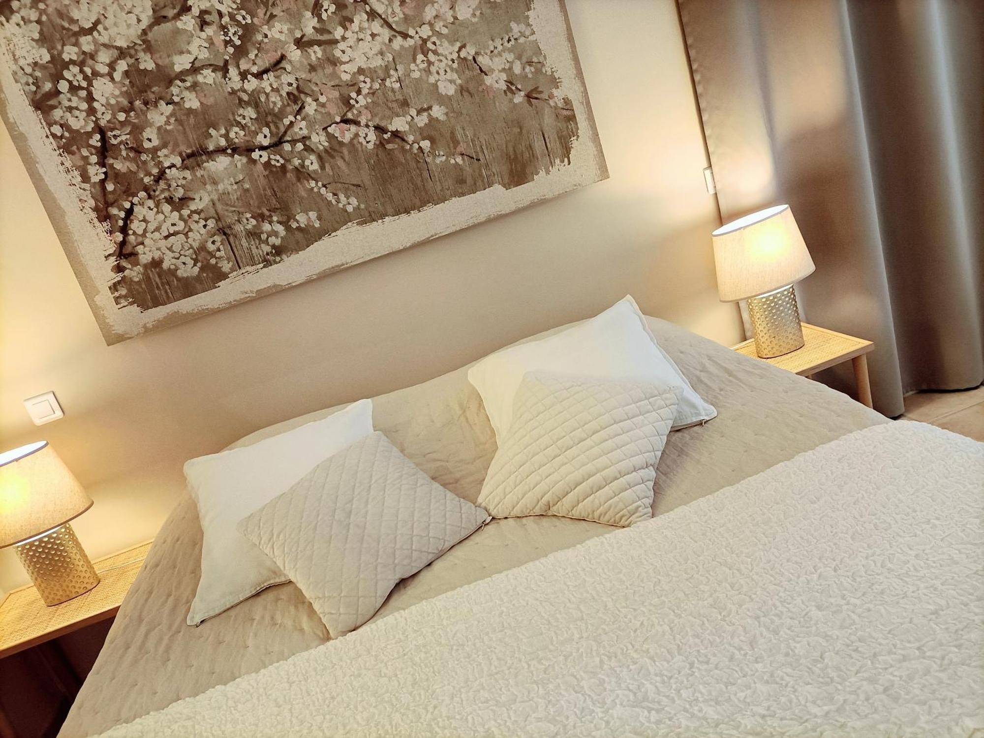 La Ferme Les Eybrachas Hotel Réauville Room photo
